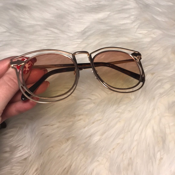 Ombré cut out sunglasses - Picture 3 of 4